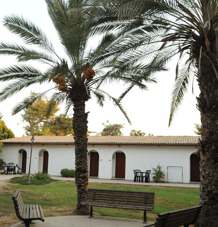 Ein Zurim Guest House 'En Zurim Exterior photo